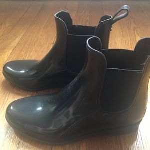 Sam Edelman Chelsea Rain Boots Size 7